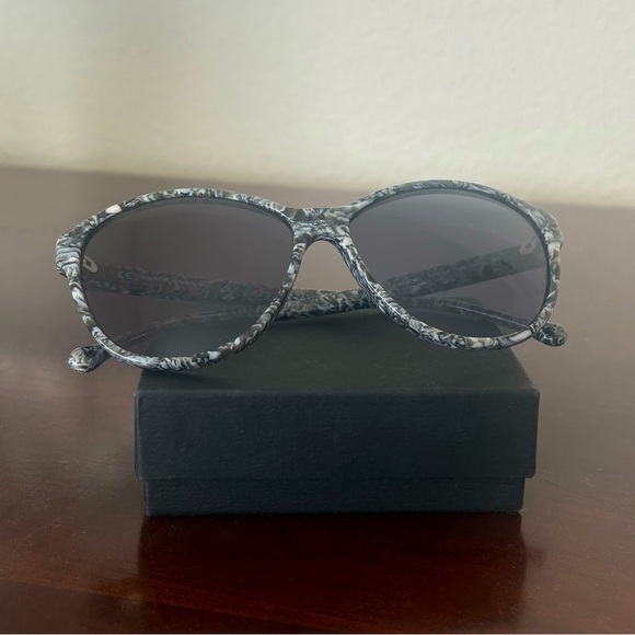 Loewe Marbled Frame Sunglasses - Picture 1 of 7